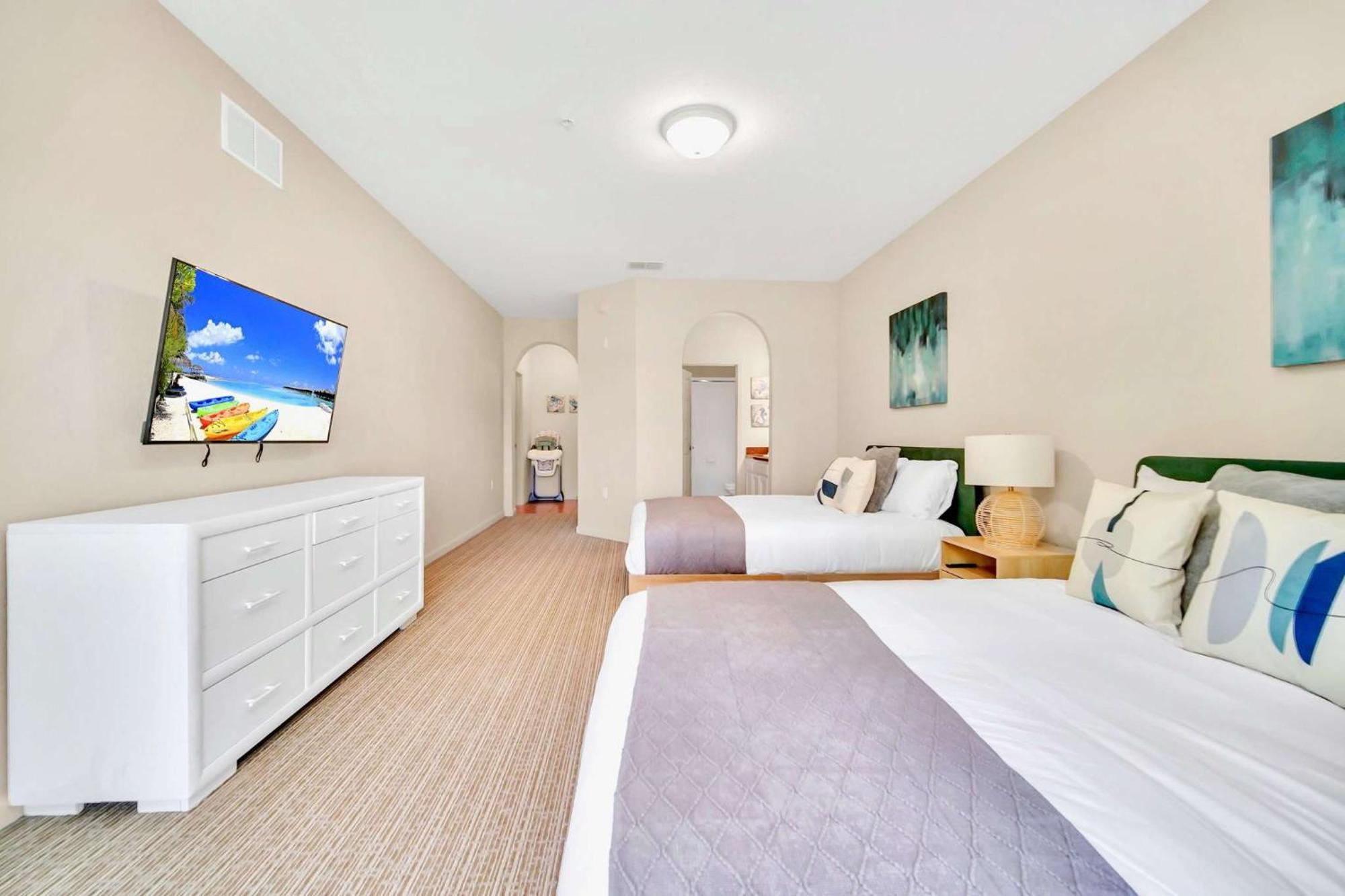 Modern 2Br Condo - Hot Tub And Pool - Near Disney Ορλάντο Εξωτερικό φωτογραφία